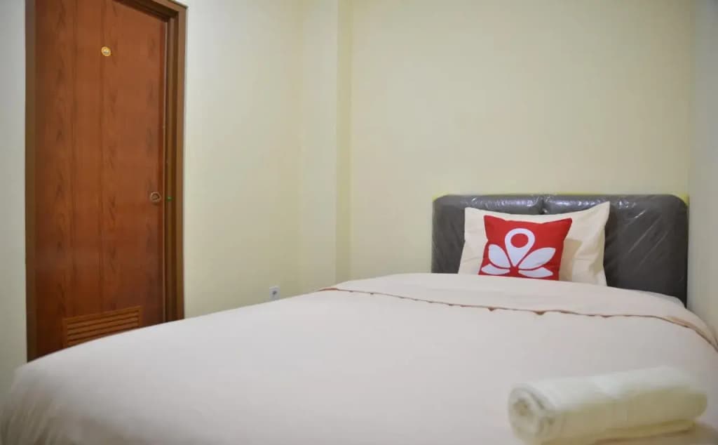 ZEN Rooms Near ITC Roxy Mas - photo 22