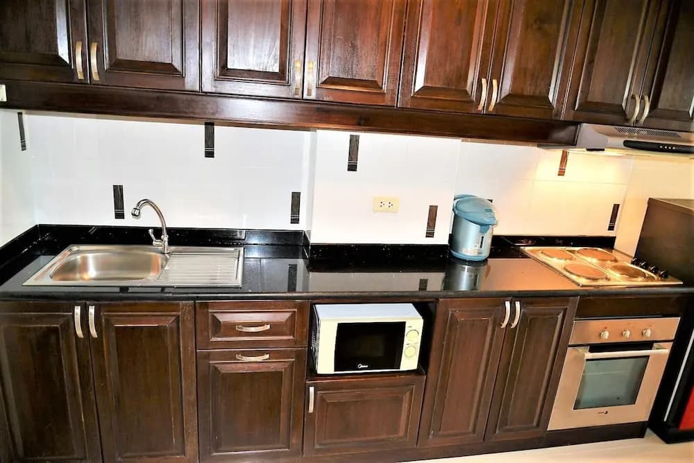 Plaza Residence Jomtien Beach - Large Studio Condo - photo 17