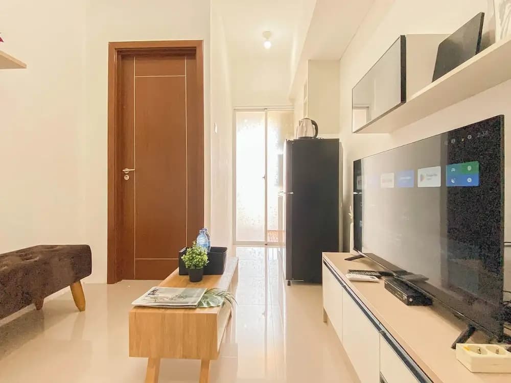 Basic 1Br Apartment At Vittoria Residence - photo 5