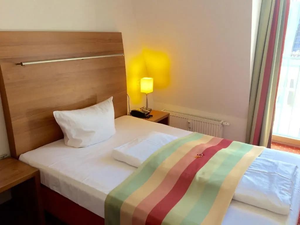 Ambert Berlin (for women only) - photo 2