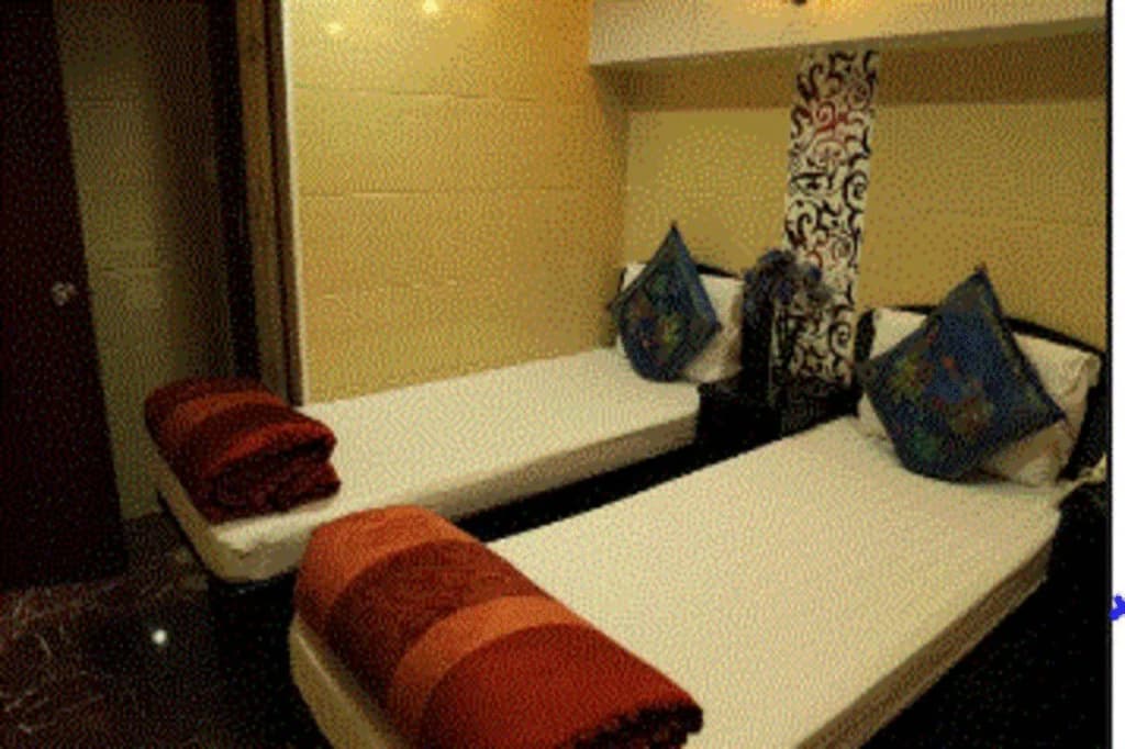 Everest Inn Guest House - photo 11