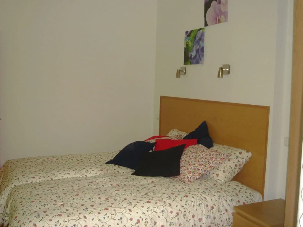 DownTown Guest House - photo 3
