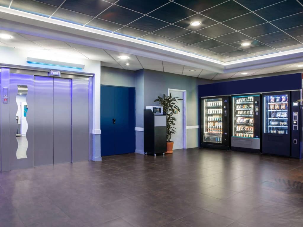 ibis budget Paris Porte de Montmartre Hotel - photo 38