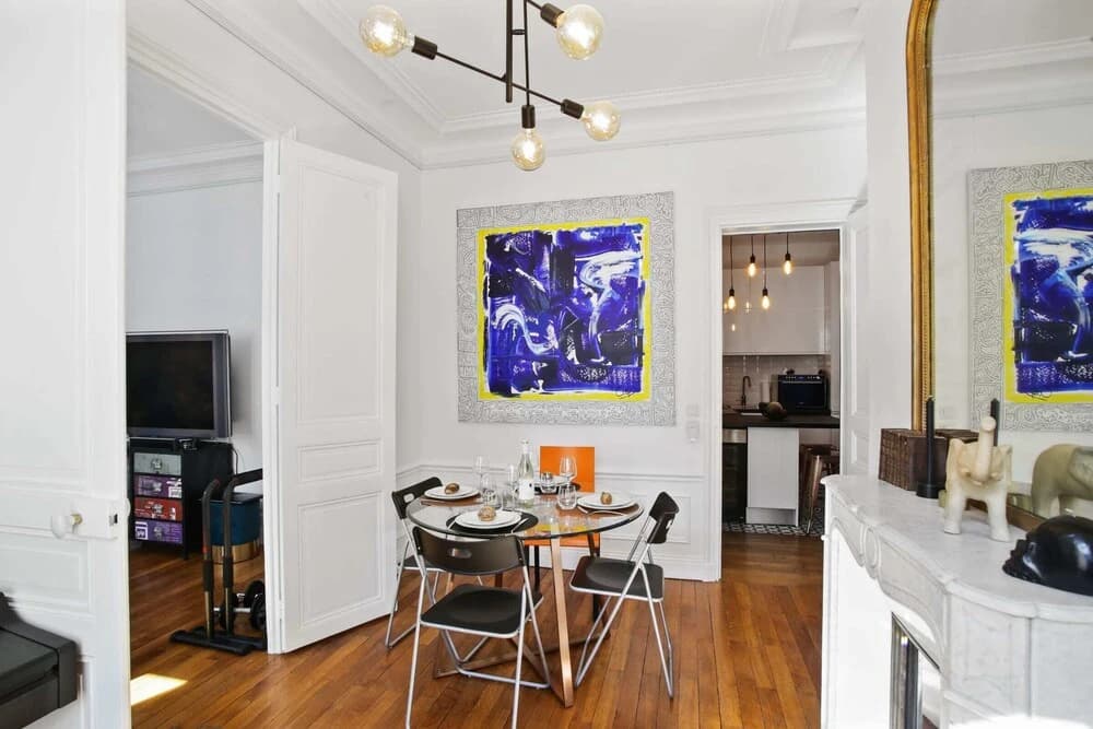 Cosy and Bright 1BR Flat Near Arc de Triomphe! - photo 5
