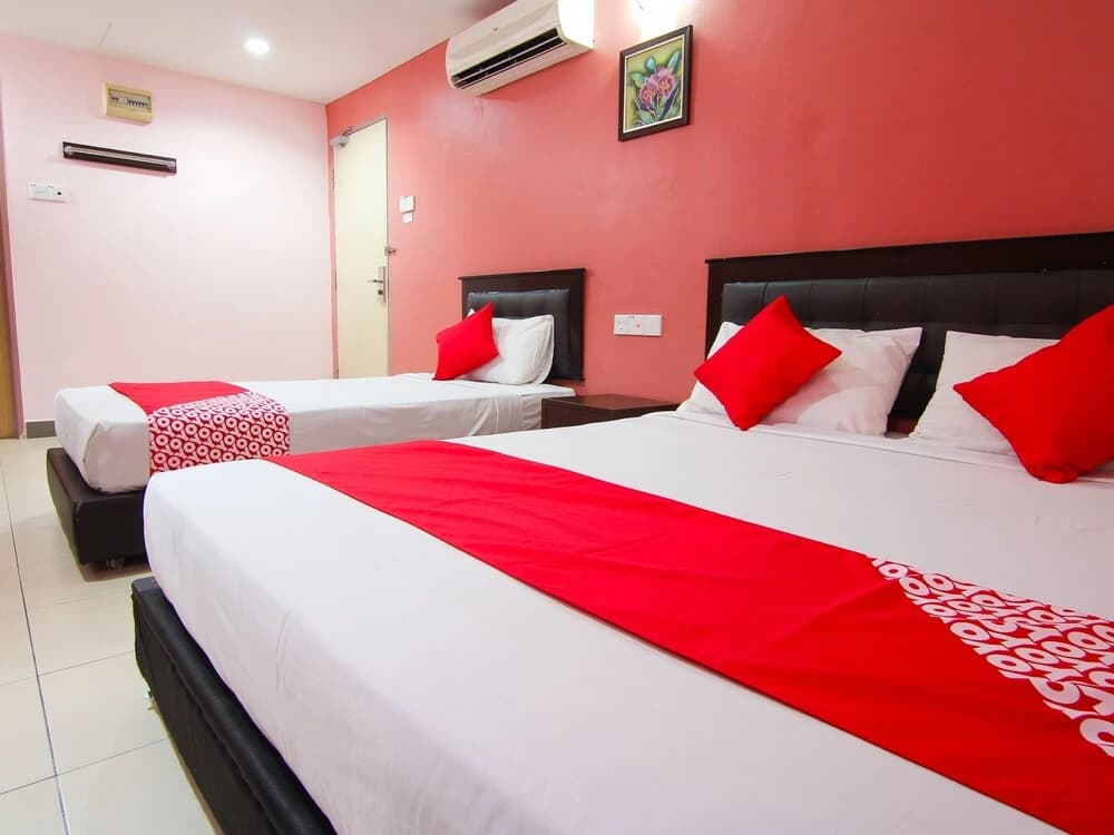 Hotel Putra Iskandar by OYO Rooms - photo 2