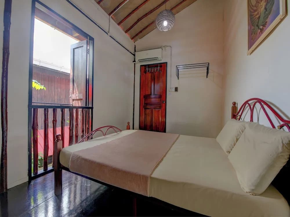OYO HOME 90800 Rumah Pangi Homestay - photo 1