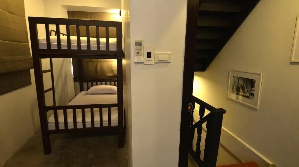 Some Rest Hostel Khao San - photo 9