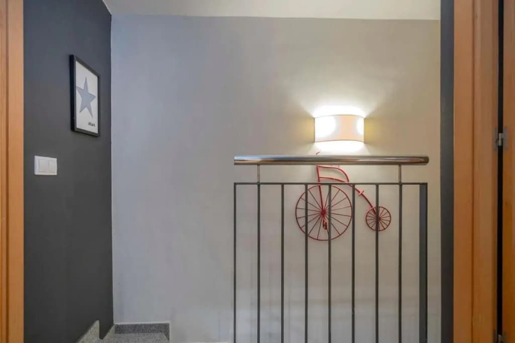 Bright and modern Duplex with terrace in Eixample district P1 - photo 4