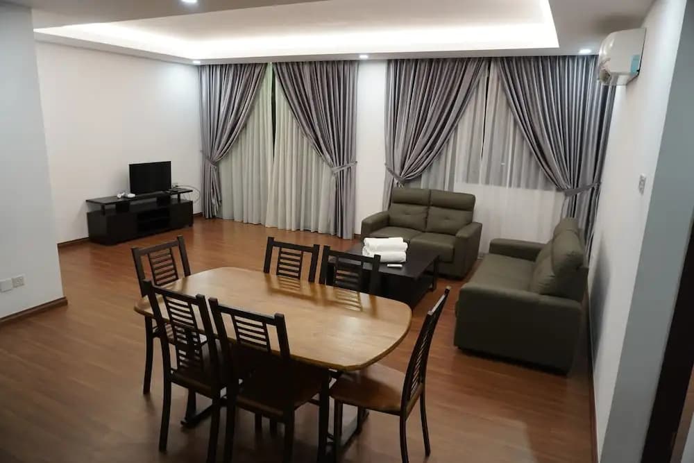 Luco Apartments Viva City Megamall - photo 11
