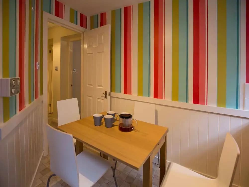 2 Bedroom Meadows Flat - photo 6
