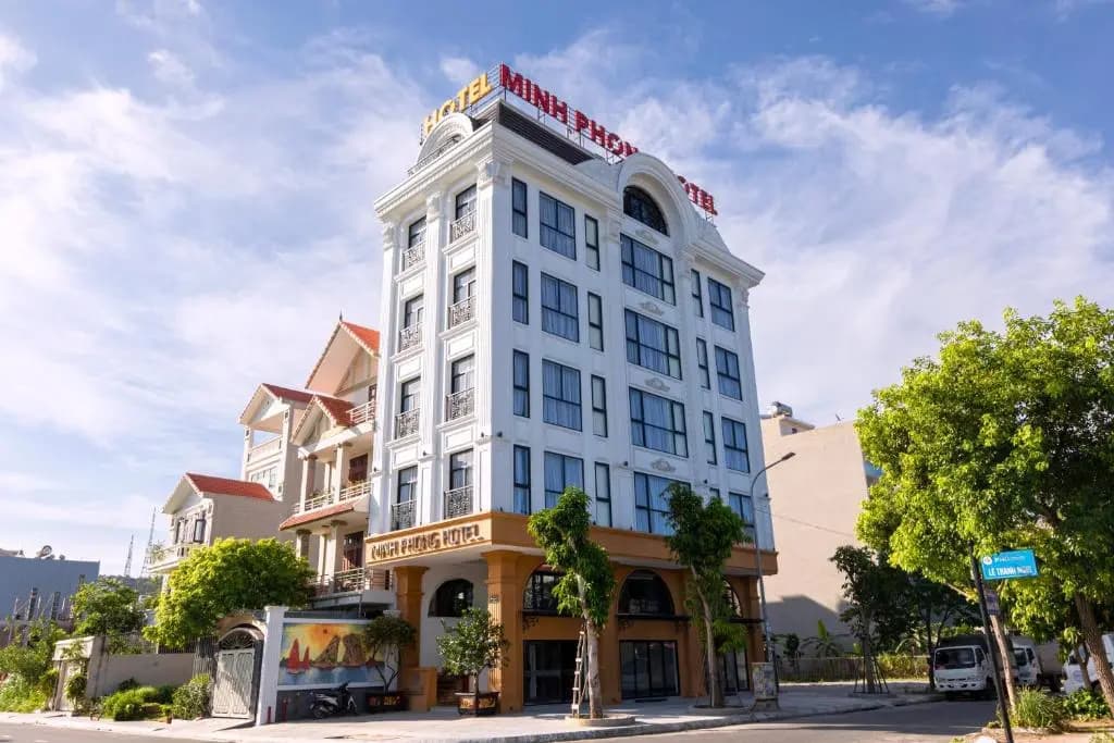 Minh Phong Hotel Ha Long - photo 1