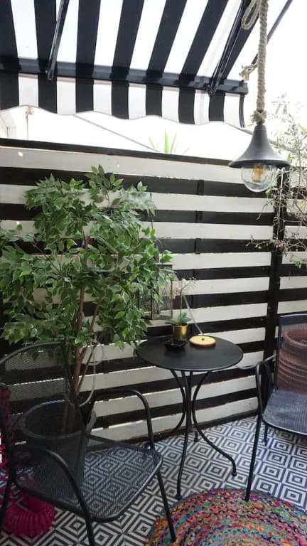 Exclusive Design Studio with Yard - photo 9