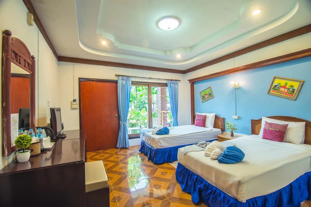 Lanta Nice Beach Resort - photo 2