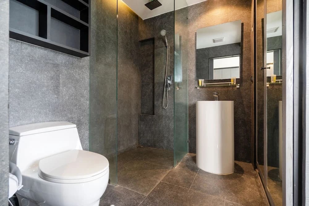 Premier Hill View Suite P708 at Citygate - photo 6