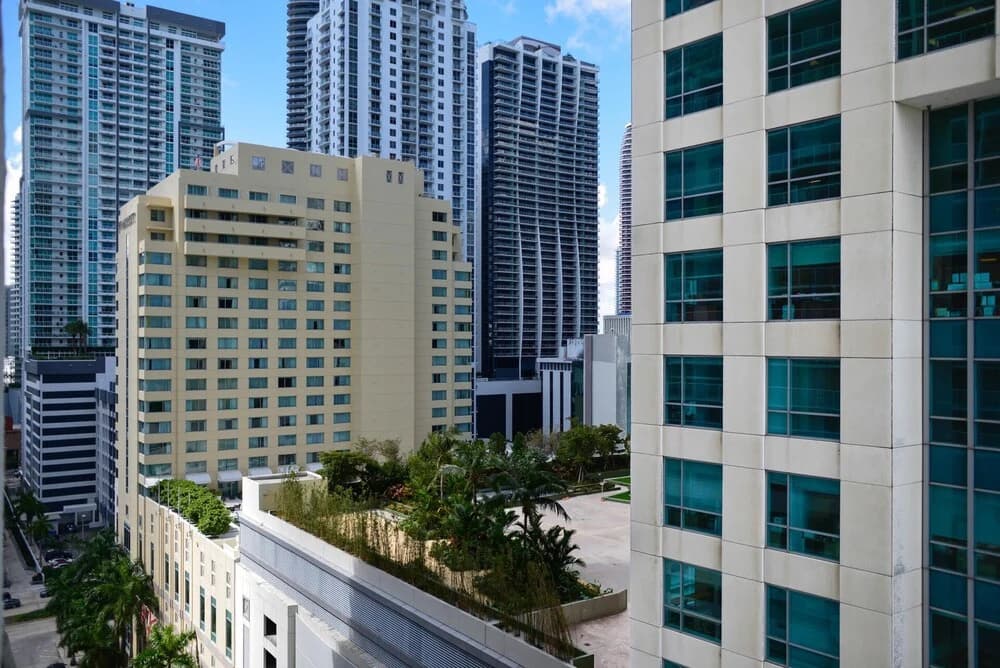 Amazing Studio Apt BRICKELL With pool - main photo