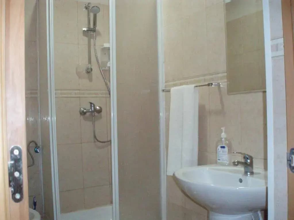 Private Accommodation Hostel - photo 7