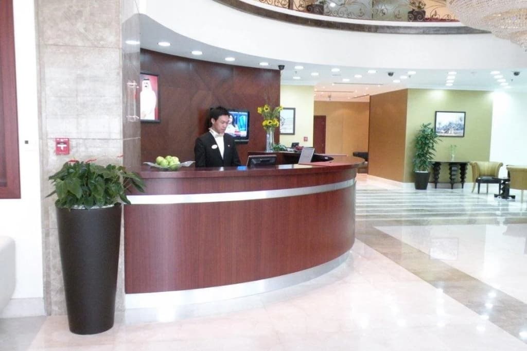 Swiss Belhotel Doha - photo 2