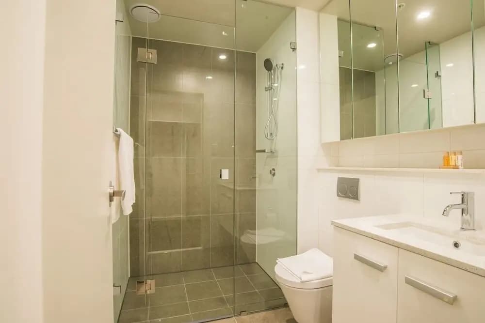 Refreshing 2bed2bath APT in Up&coming Liverpool - photo 7