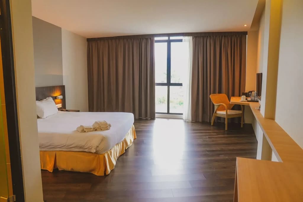 Roxy Hotel Serian - photo 23
