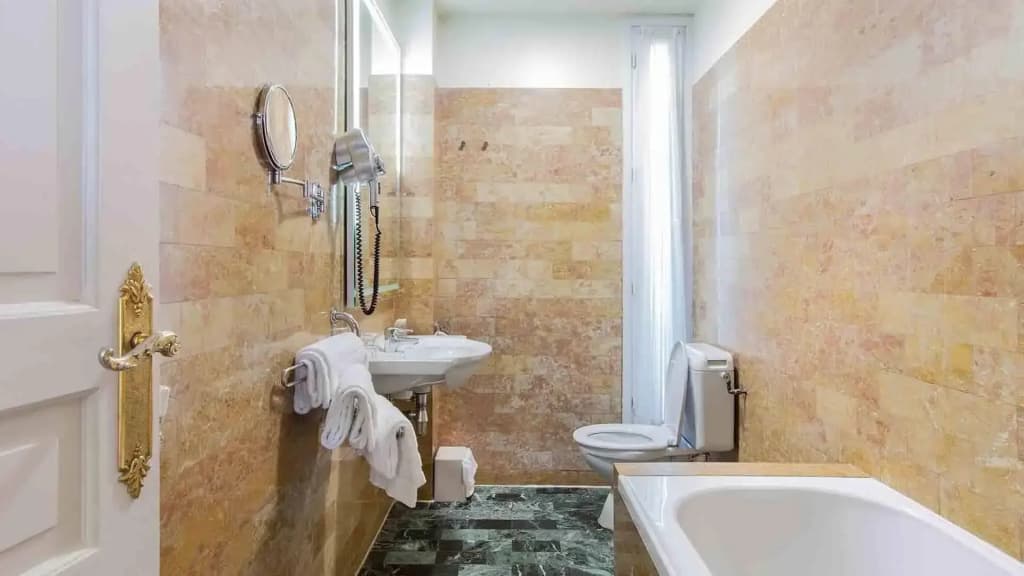 Hôtel Bonaparte - photo 8