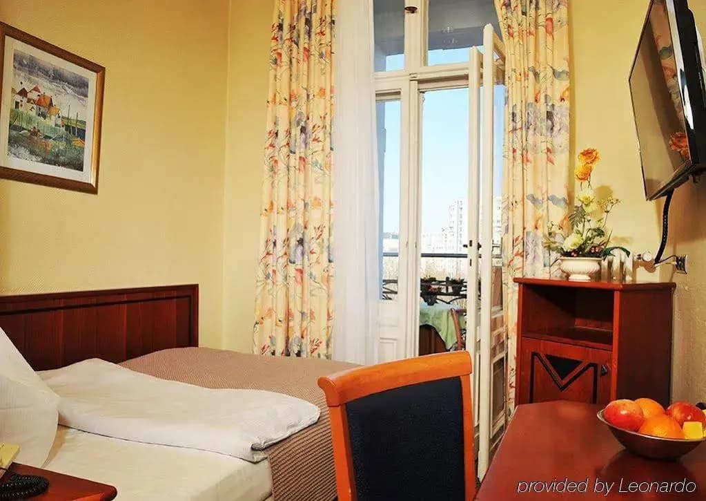 BB Hotel Berlin - photo 3