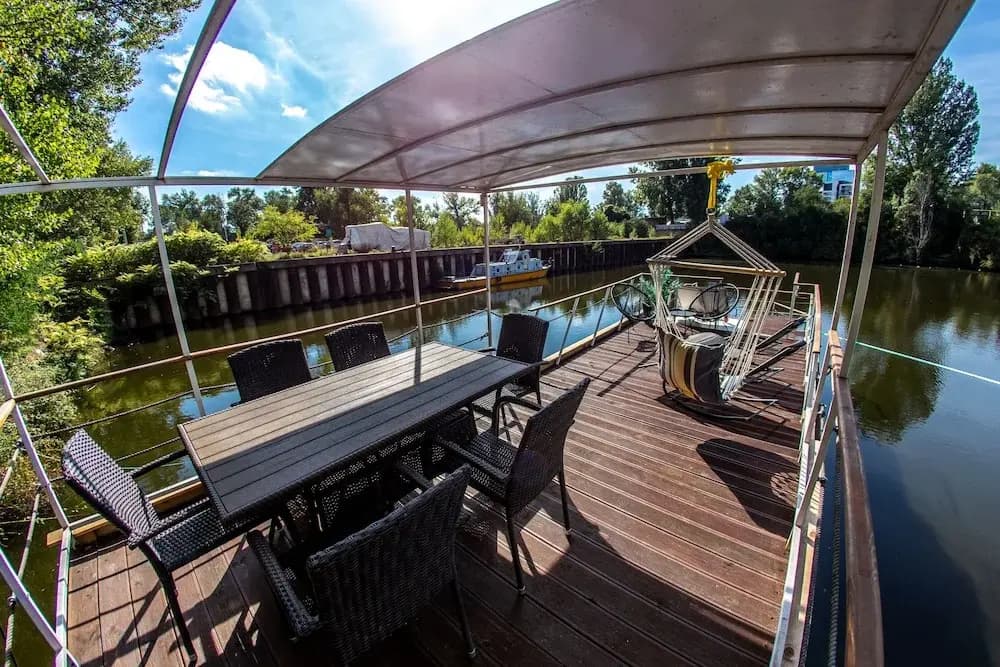 Prague Bay Houseboats - photo 15