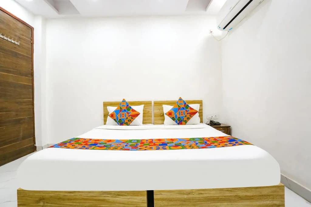 Fabhotel Silver Crown - photo 4