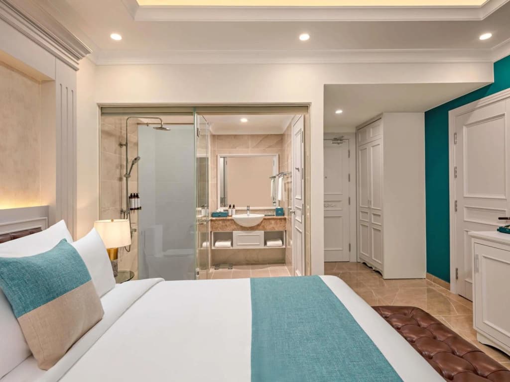 Skylight Hotel - photo 11