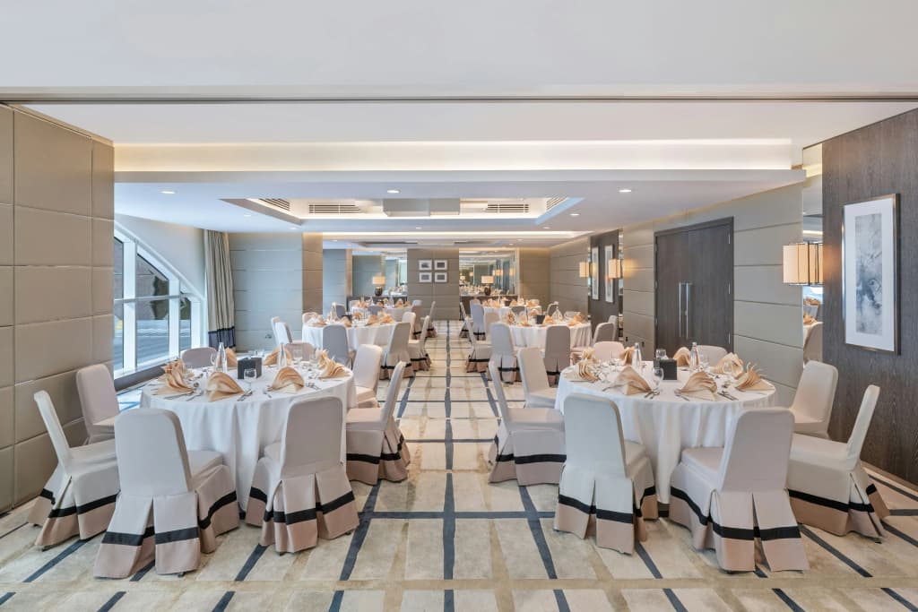 Al Maha Arjaan By Rotana - photo 31