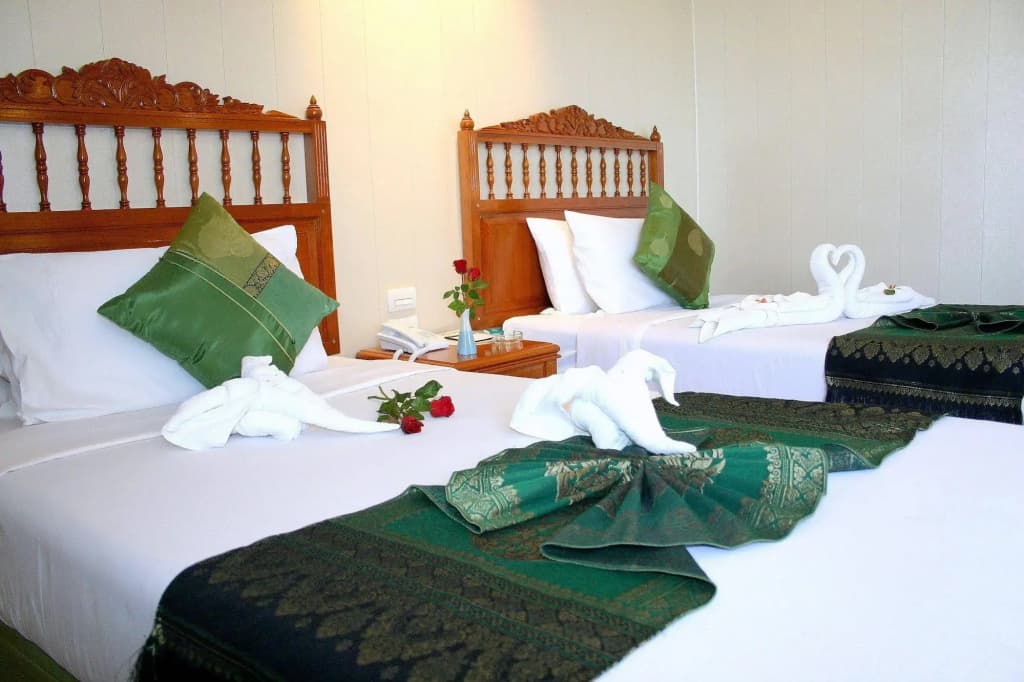 Bangkok Centre Hotel (SHA Plus+) - photo 6