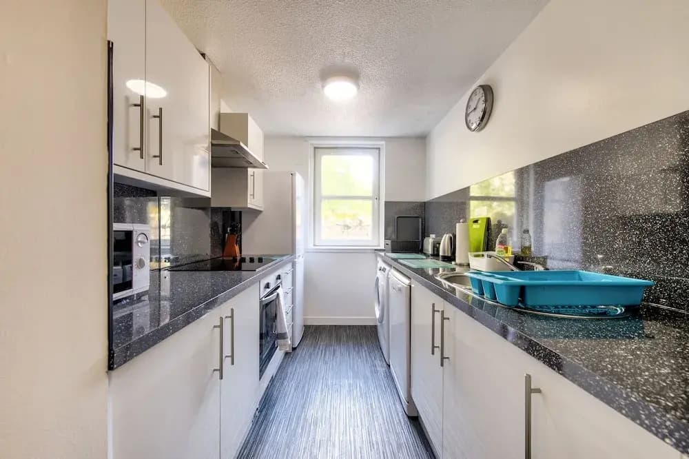 Castle View Apartments - photo 16