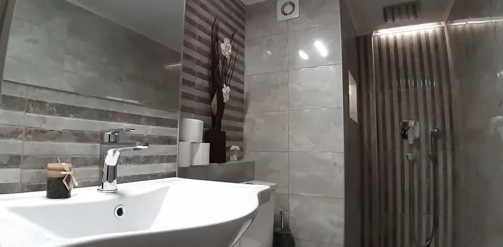 Double Room in Athens Smart Shared Home - photo 7