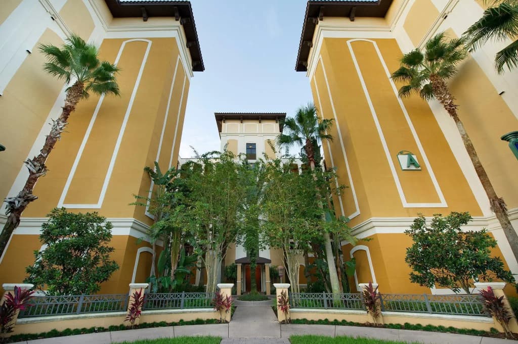 Floridays Resort Orlando - main photo