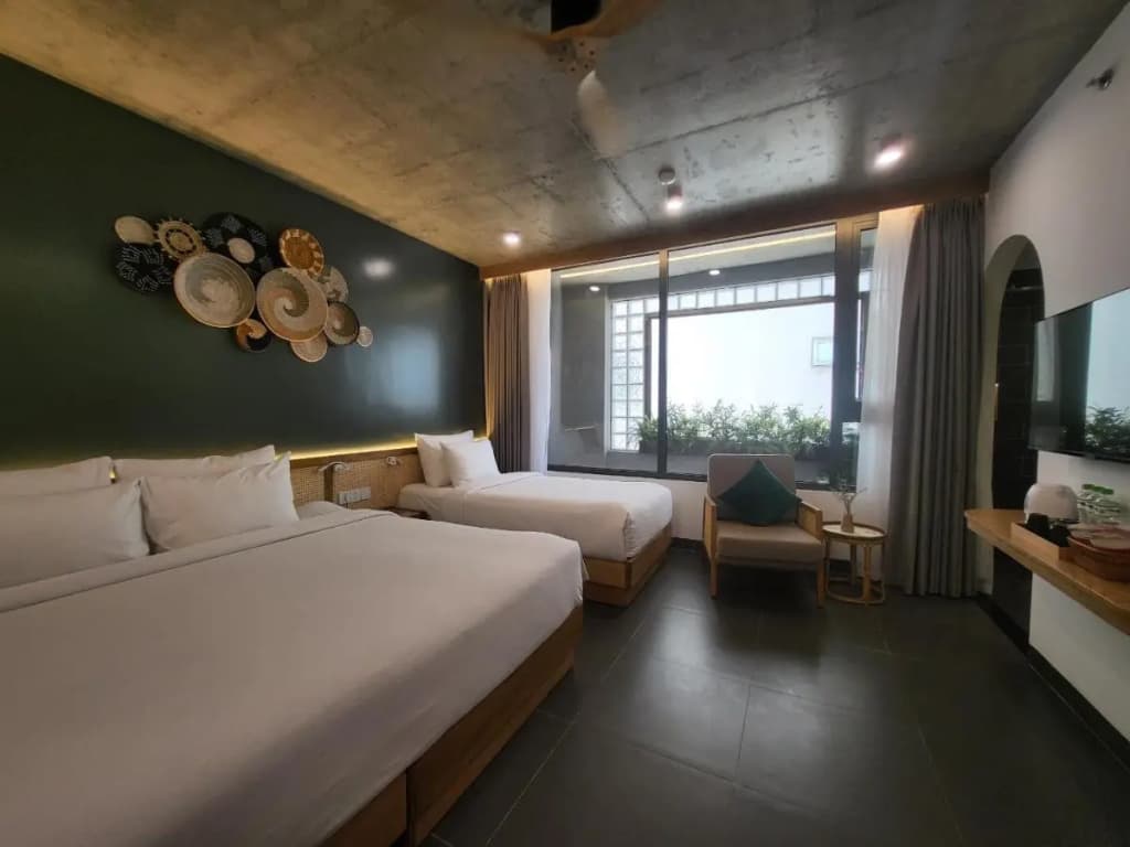 Leaf Beachfront Hotel Da Nang - photo 40