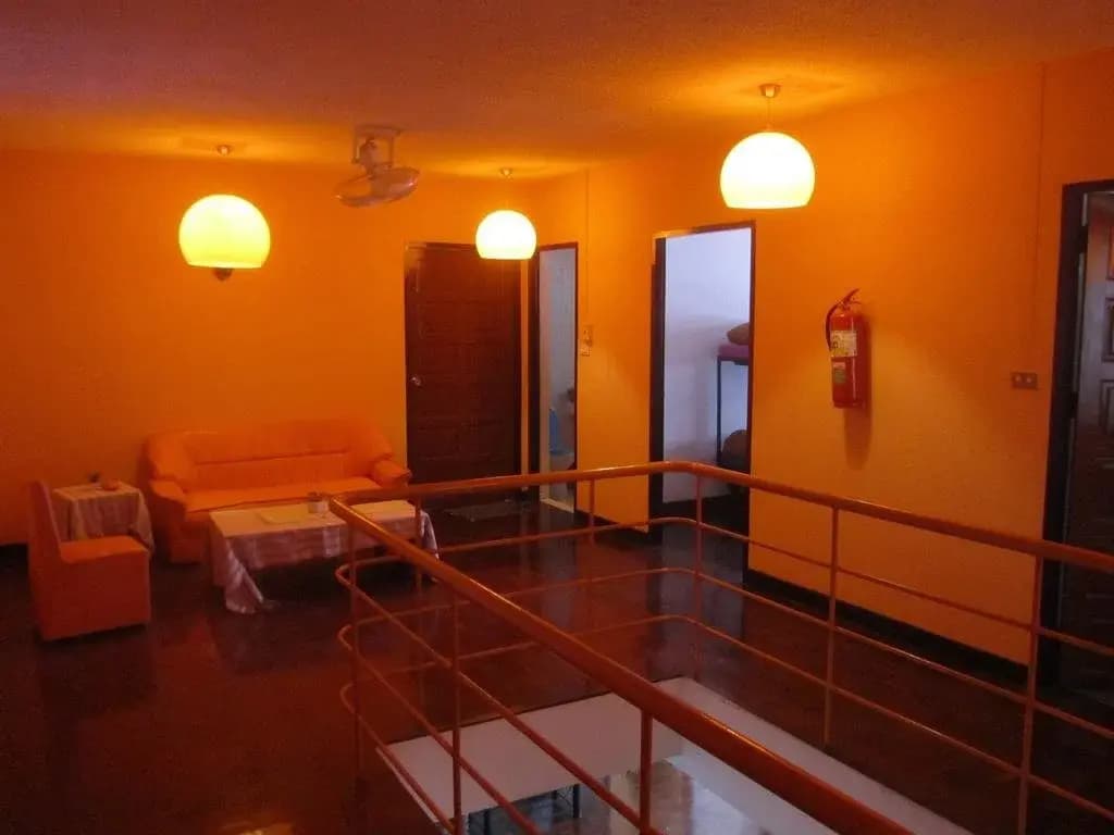 Dutch Guesthouse - photo 15