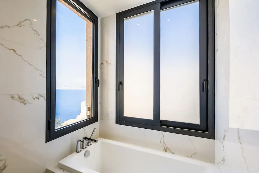 Cap des Anges AP4171 by Riviera Holiday Homes - photo 10