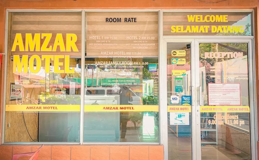 Amzar Motel Cenang - photo 11