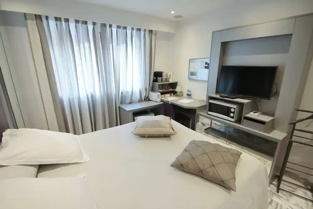 B&B Le France Nice Centre - photo 5