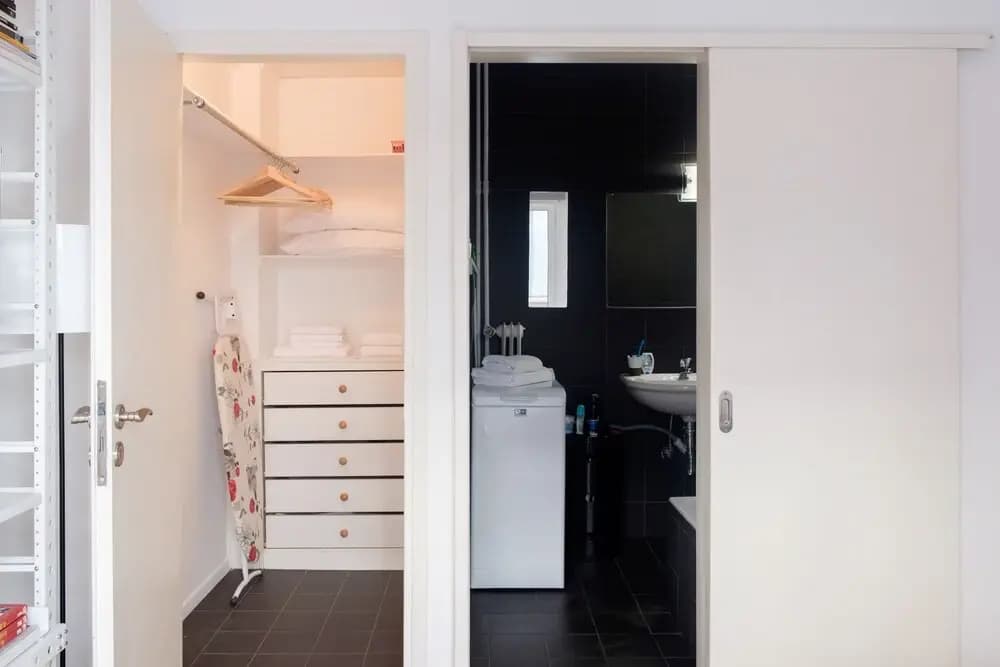 White n Bright Studio Apt - photo 8