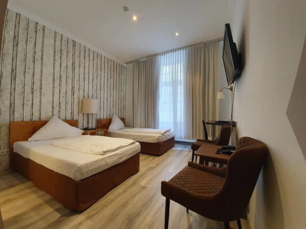 Erlanger Hof - photo 2