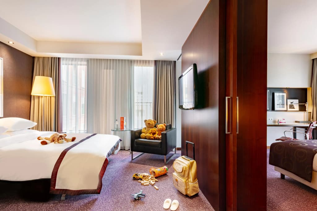 Crowne Plaza Amsterdam South by IHG - photo 3