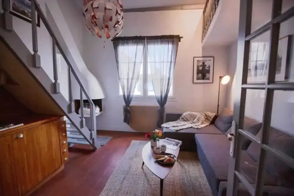 Historic Latin Quarter Loft for up to 4 Guests! - photo 5