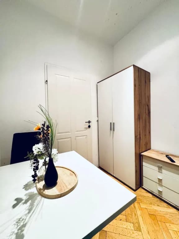 Spacious 7BR Apartment Hauptbahnhof - photo 30