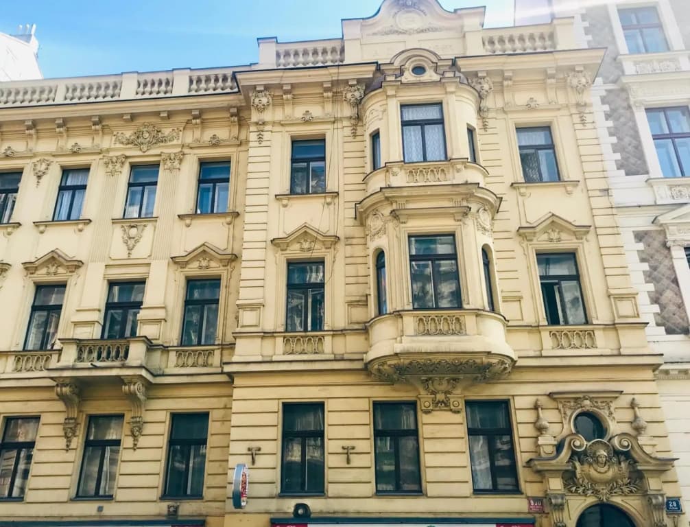 Royal apt. at Wenceslas Square - photo 11