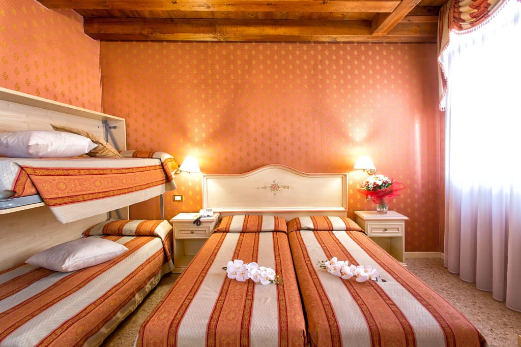 Hotel Conterie - photo 6