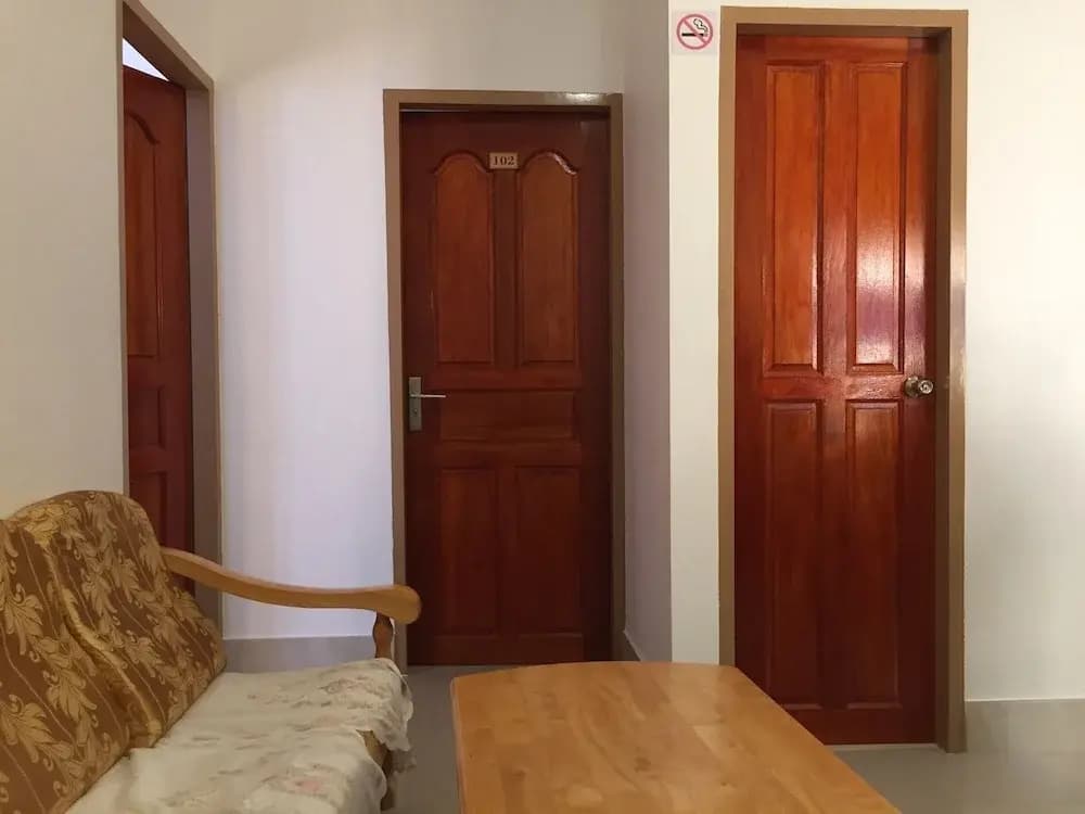 Moodhumaa Inn - photo 2