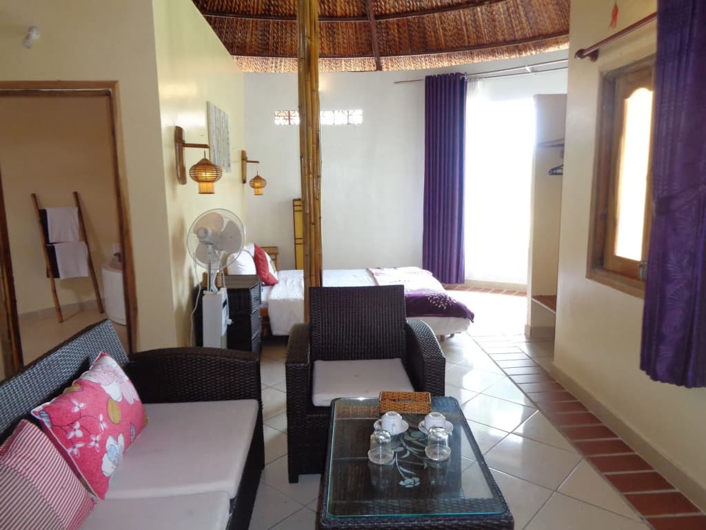 Ninila Fruit Farm Bungalow - photo 4