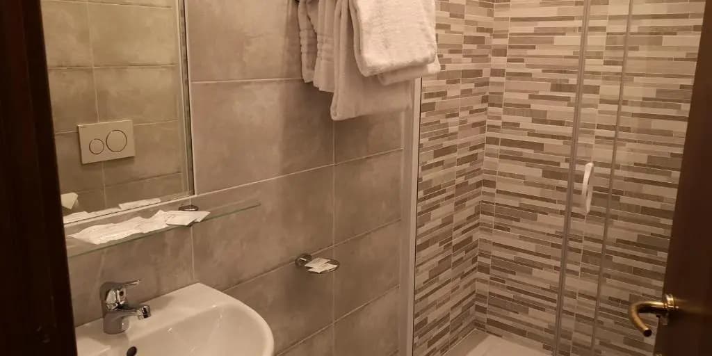 Auto Park Hotel - photo 8