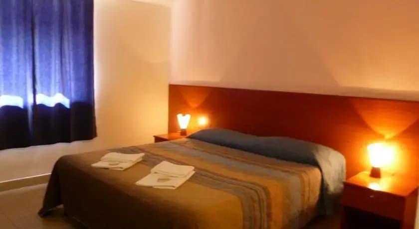 Margot Guest House - photo 3