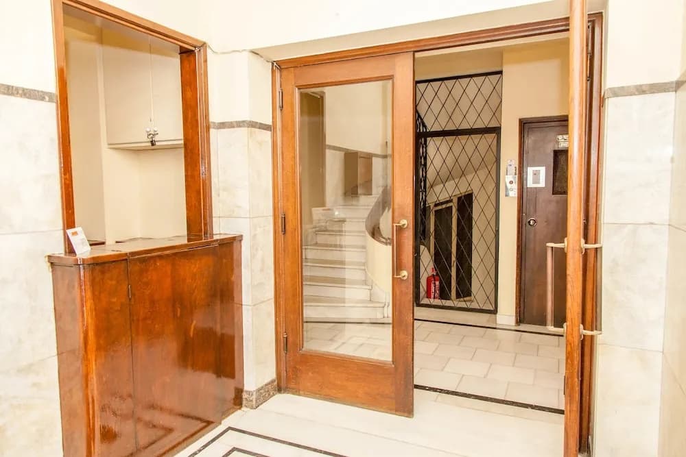 A Chic Kolonaki Apartment - photo 7